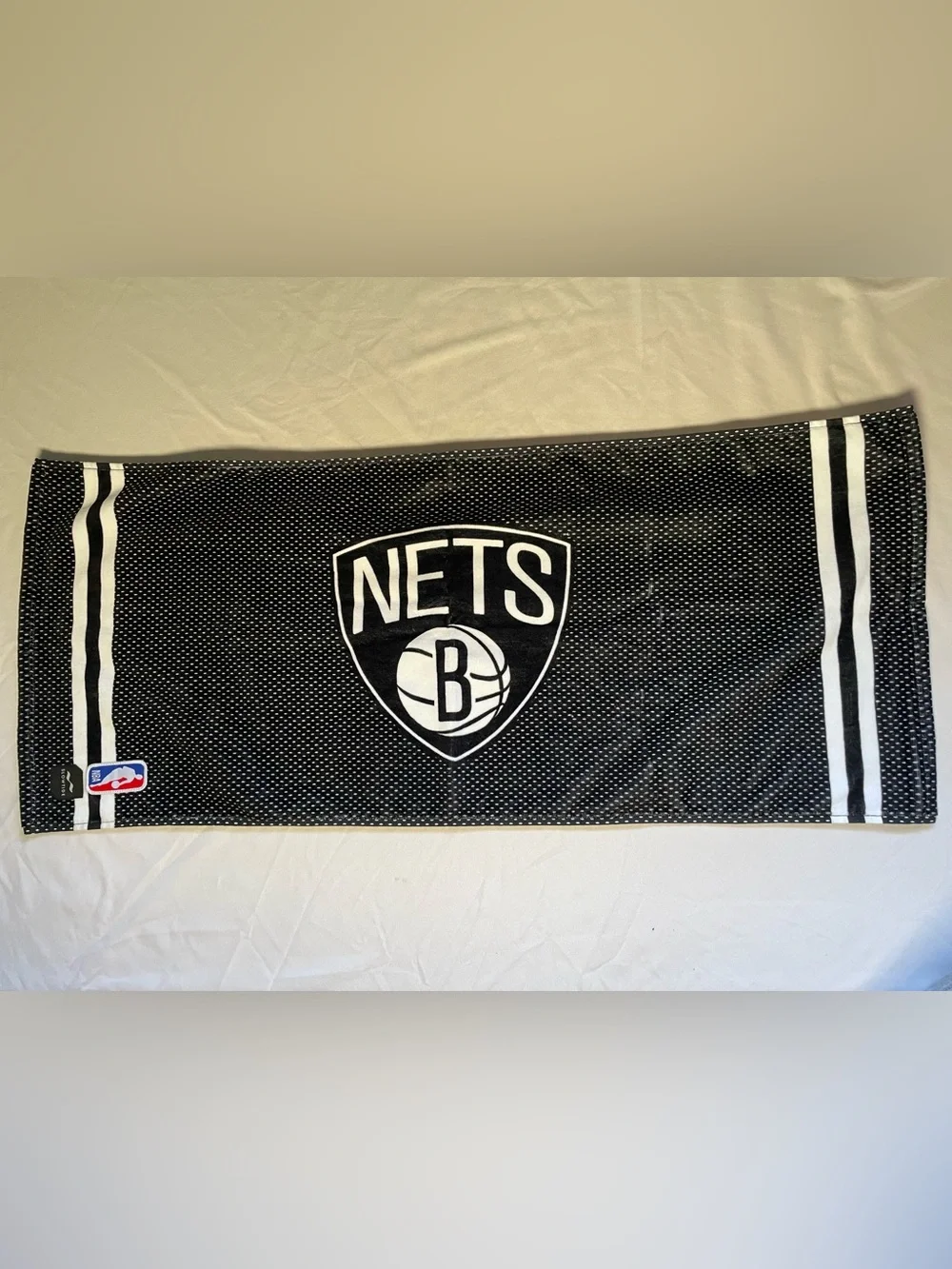 Slowtide Fitness Towel Brooklyn Nets NBA Official Licensed NWOT